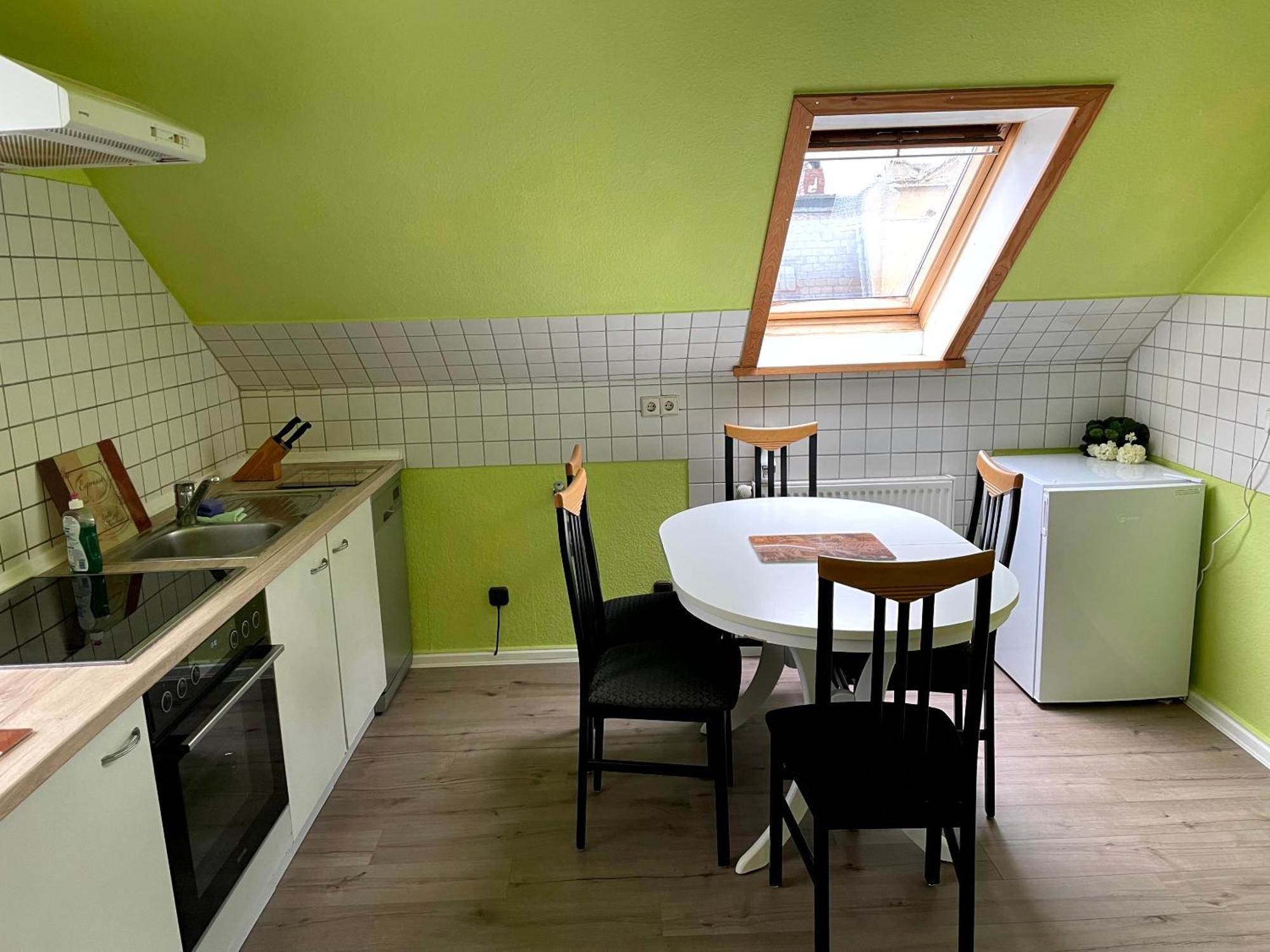 Neumünster Modernes Apartment Mit 2 Schlafzimmern Und Privatparkplatz Nahe Innenstadt מראה חיצוני תמונה